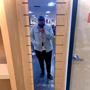 Meet your Posher, Dante